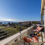 Apartment Penthouse West Side