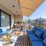 Apartment Penthouse West Side Kastela