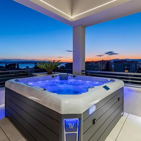 Apartment Penthouse West Side *