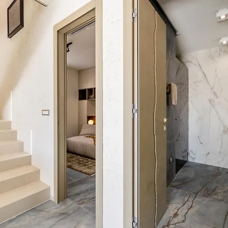 Penthouse West Side