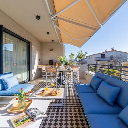 Apartment Penthouse West Side Kastela